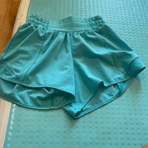 lululemon icing blue hotty hots